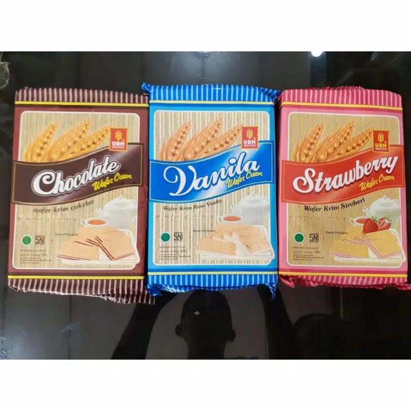 

UBM WAFER 230 GR VANILLA COKLAT PANDAN STRAWBERRY / SNACK WAFER CREAM / WAFER KHONG GUAN