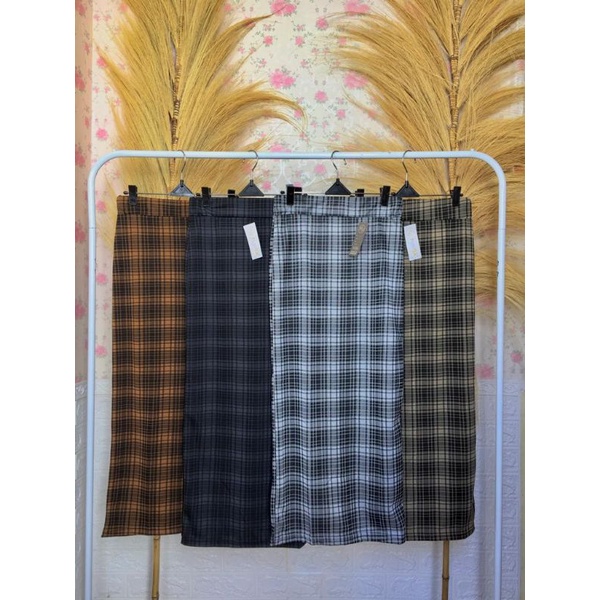 ROK SPAN MOTIF KOTAK