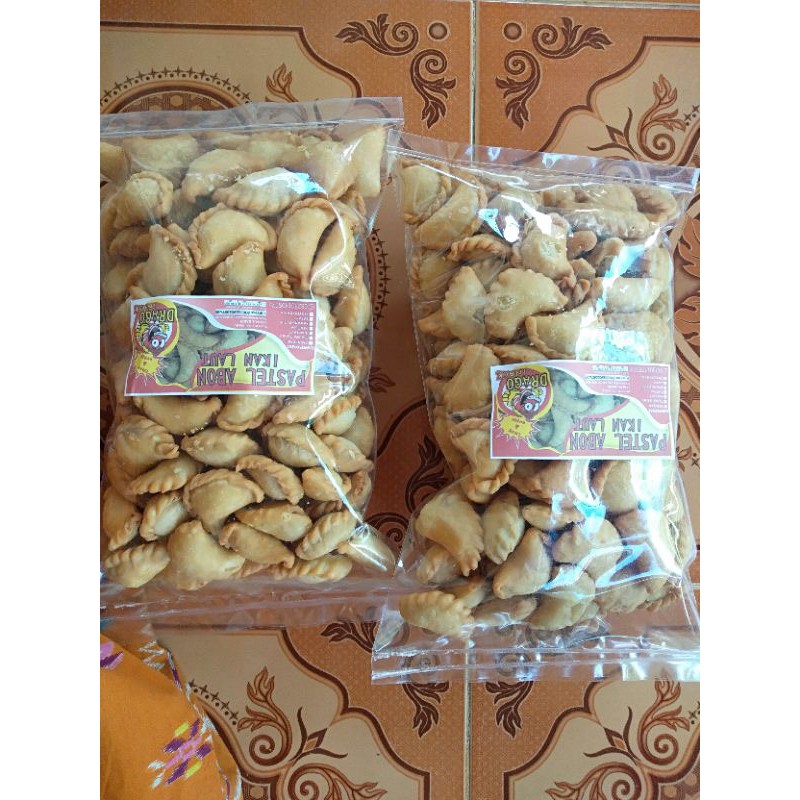 

Pastel Mini Isi Abon Ikan laut