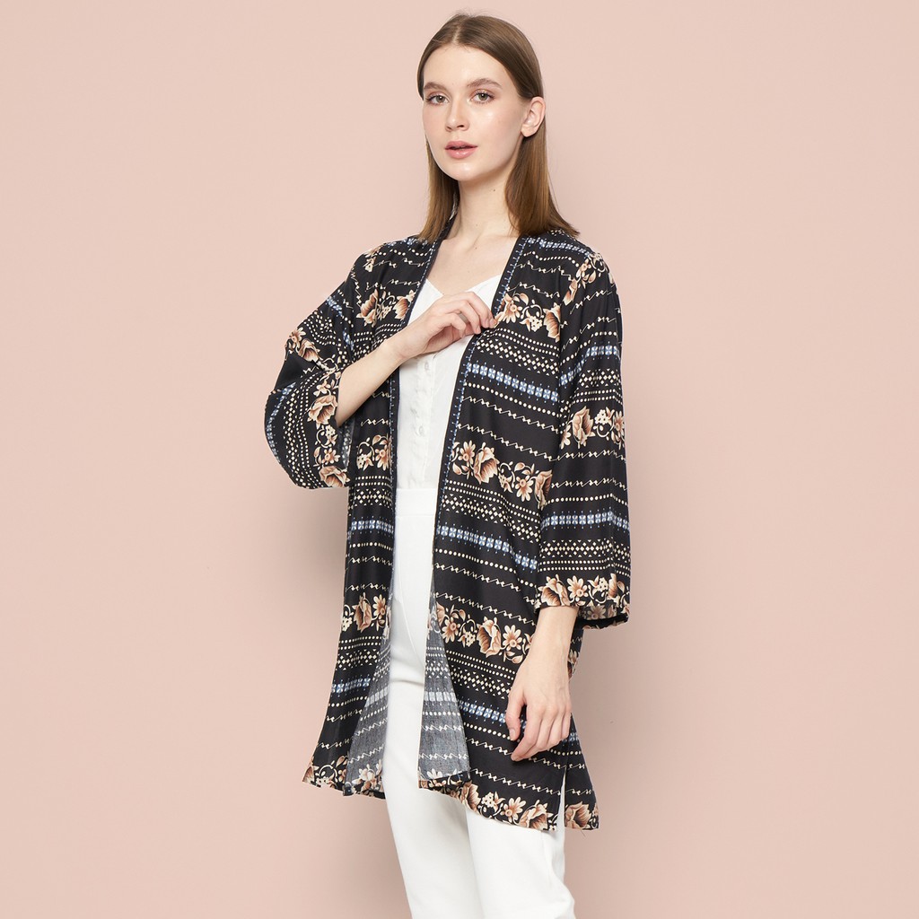 Annora Long Kimono Outer by Clorelive