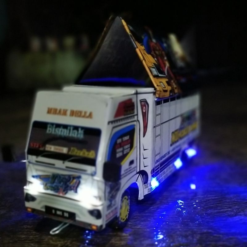 TRUK OLENG TAWAKAL 5 VARIASI LAMPU TERPAL