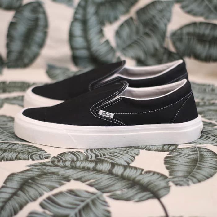 model sepatu vans slip on