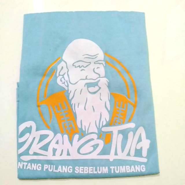 Kaos ORANG TUA PANTANG PULANG SEBELUM TUMBANG  |lebih dekat dengan orang tua | kaos motif distro