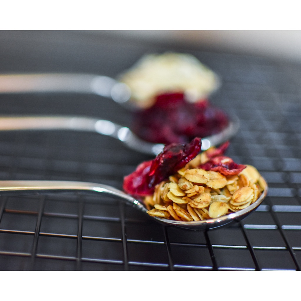 

Candied Orange & Cranberry Granola (Vegan)