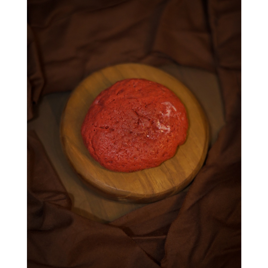 

Red Punk - Red Velvet Cookies Stuffed Milk Cream