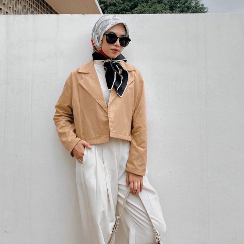 ZORA BLAZER CROP-AC blazer wanita