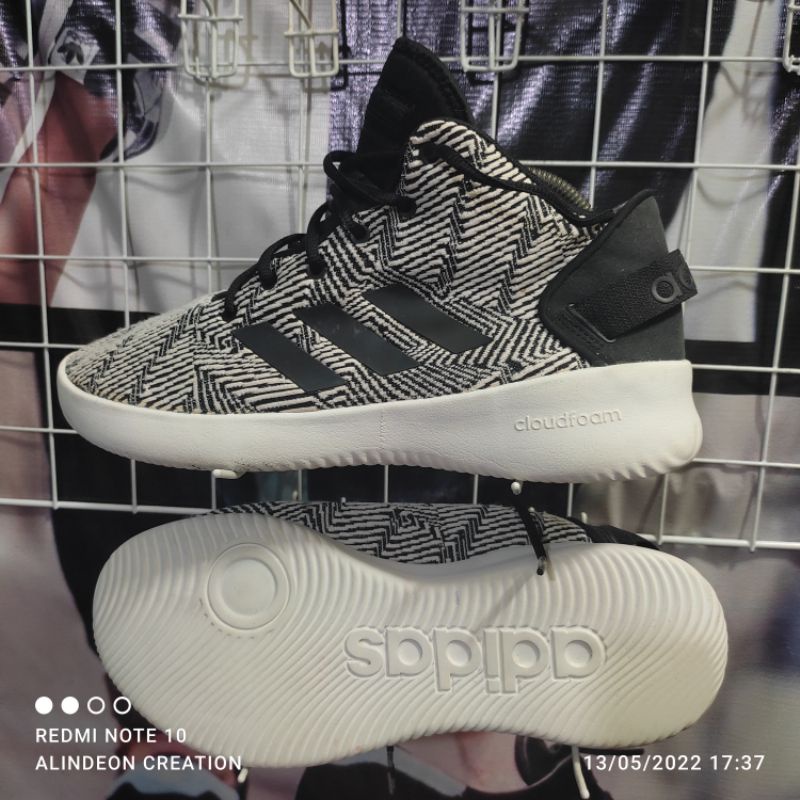 sepatu adds cloudfoam