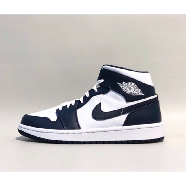 NIKE JORDAN 1 HIGH OG RETRO BLACK/WHITE