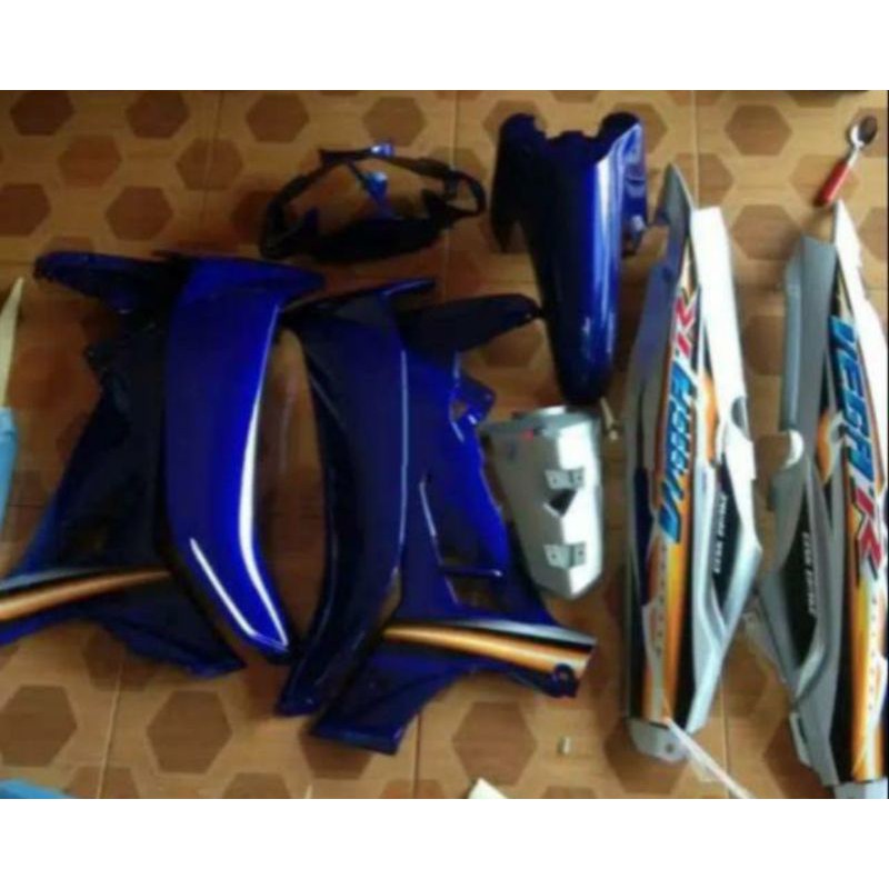 cover body full halus Yamaha Vega R new biru silver