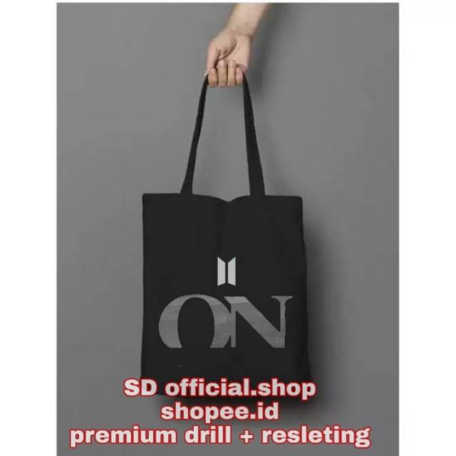 Tote bag kpop resleting BTS ON SILVER