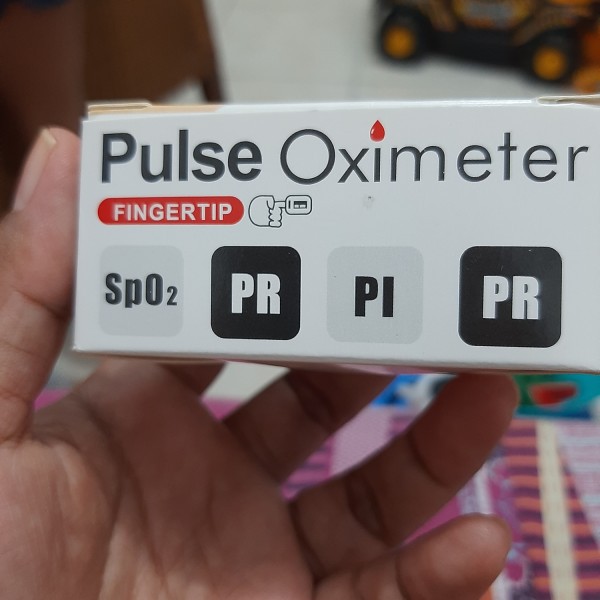 FINGERTIP PULSE OXIMETER FINGER TIP OXIMETERY ALAT KESEHATAN UKUR KADAR OKSIGEN DIGITAL DISPLAY JS38