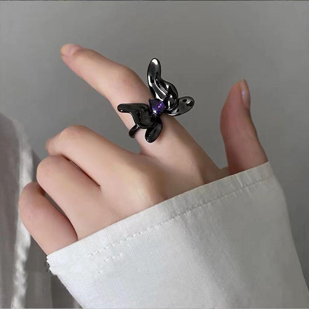 Needway Wanita Cincin Keren Unik Pasangan Cincin Kupu-Kupu Niche Desain Pembukaan Cincin Fashion Perhiasan