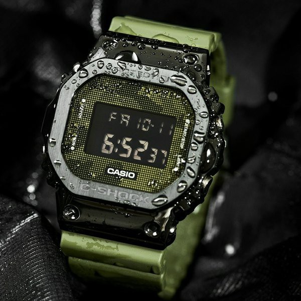 Jam Tangan Pria Original GM-5600B-3DR