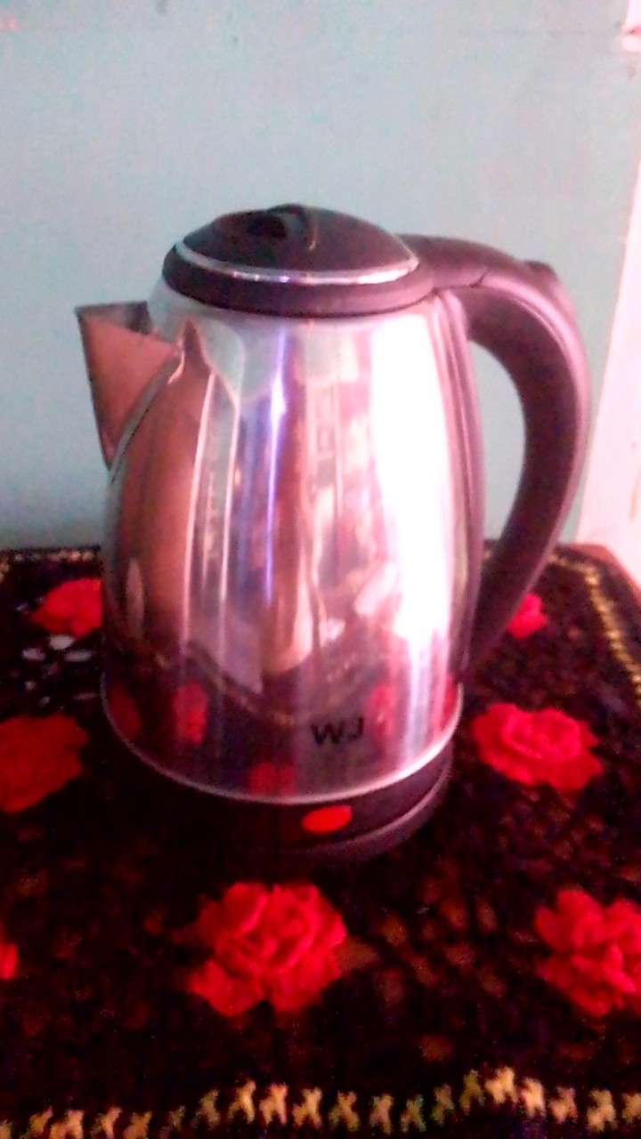 2 Liter - Teko Listrik Pemanas Air Kettle Listrik Ceret Pemanas Air Electric Kettle