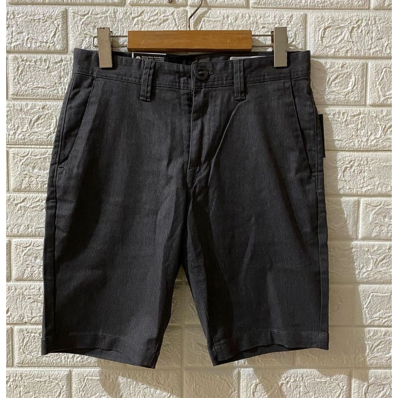 celana pendek volcom original f245