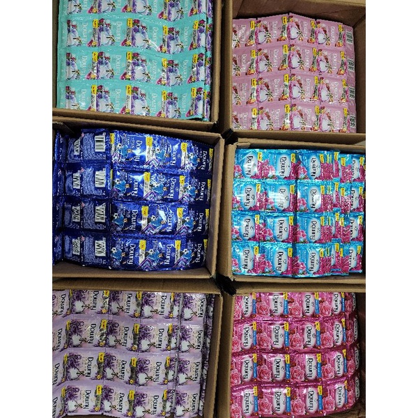 DOWNY Pelembut &amp; Pewangi Pakaian sachet 10ml