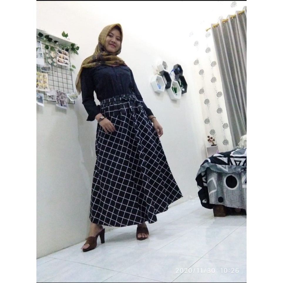 Rok kotak-kotak panjang muslim Rok payung kotak wanita terbaru