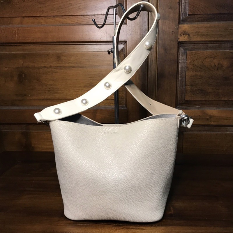 Find Kapoor preloved