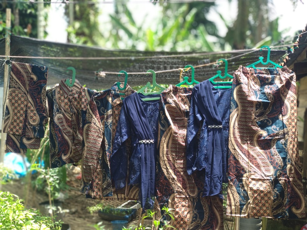 Maura Couple - Sania Ruffle Batik Couple Ori Ndoro Jowi Dnt Garansi Termurah Shopee - Batik Solo