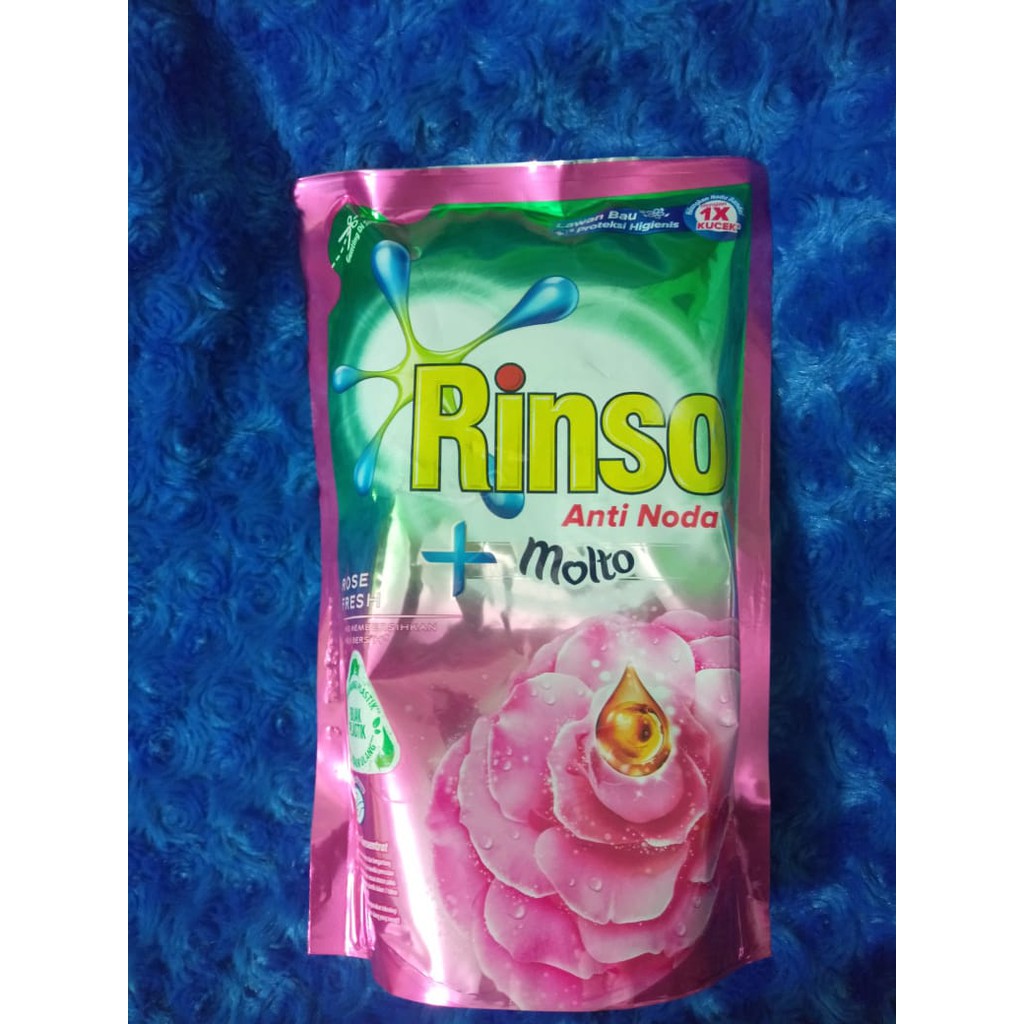 RINSO Cair Molto Rose Fresh Deterjen 750ml