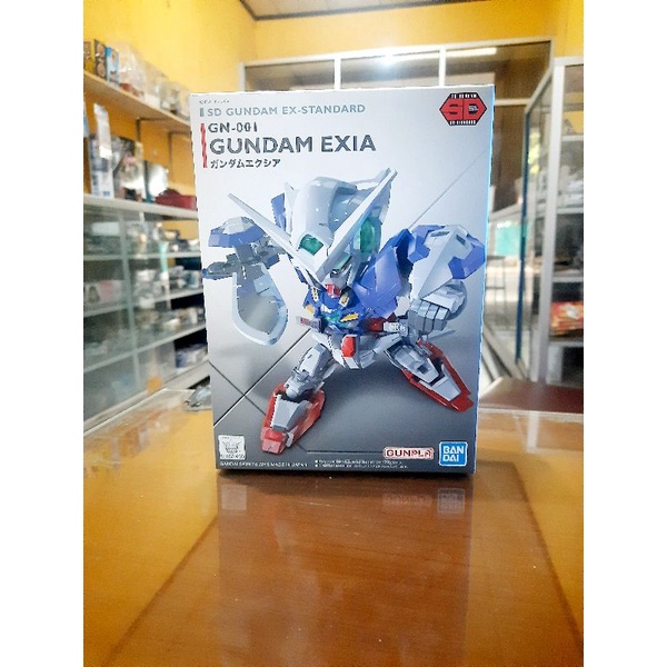 SD ex standard Gundam Exia