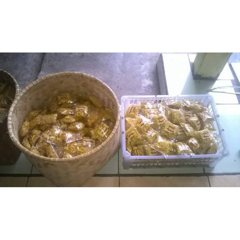 

makroni putra kembar 1 pcs
