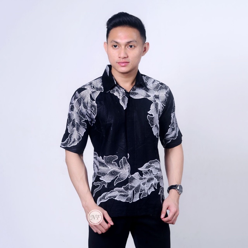 Batik Pria Lengan Pendek BATIK BERKAH HRB026 motif KERATONAN Kode 002 size M L XL-Daun monocrome