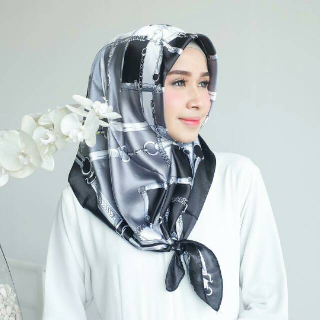 TERLARIS. H50 Jilbab Hermes Segi Empat Branded Polyester Silk Premium Asli Ori Import