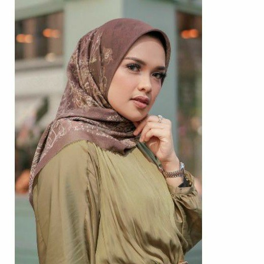 SALE British scarf Buttonscarves brown