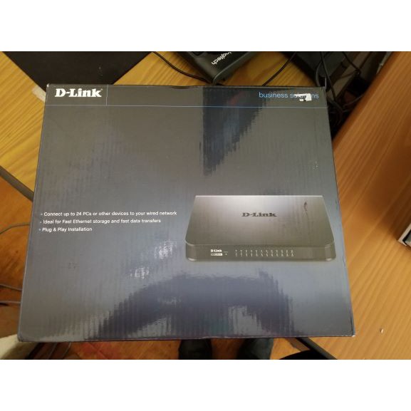 Dlink  Switch Hub 24 Port  DES-1024A