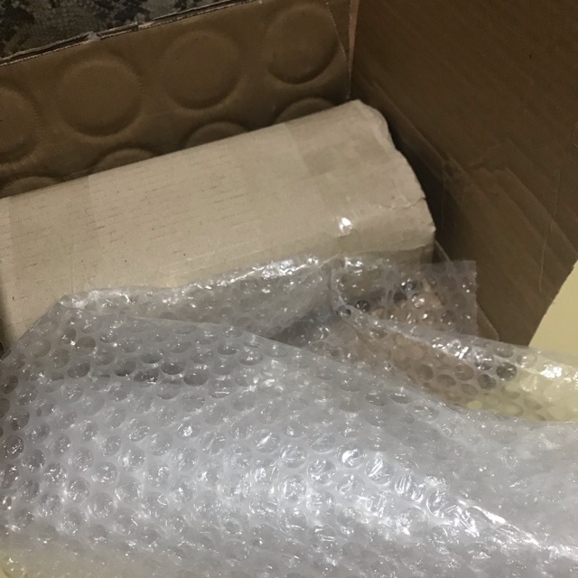 

Packing Fee Bubble Wrap Extra Luar Kota Ekspedisi khusus Pembeli