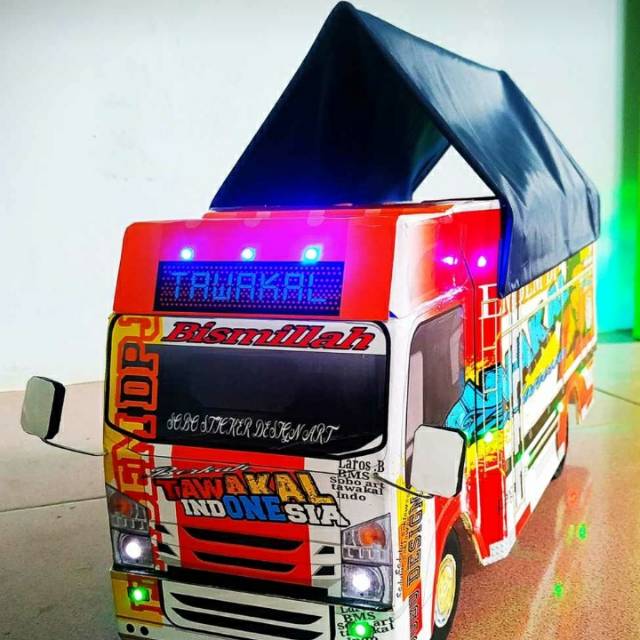  Miniatur  truk  dr bahan kayu  triplek bisa desain  suka nama 