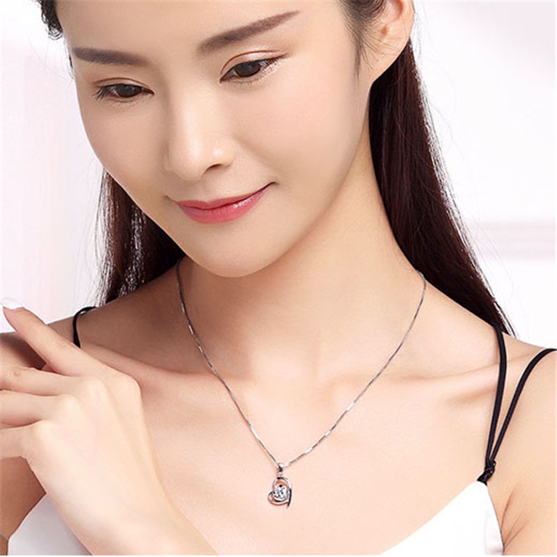 [Ready Stock]Fashion New Personalized Love Diamond Pendant Silver Necklace