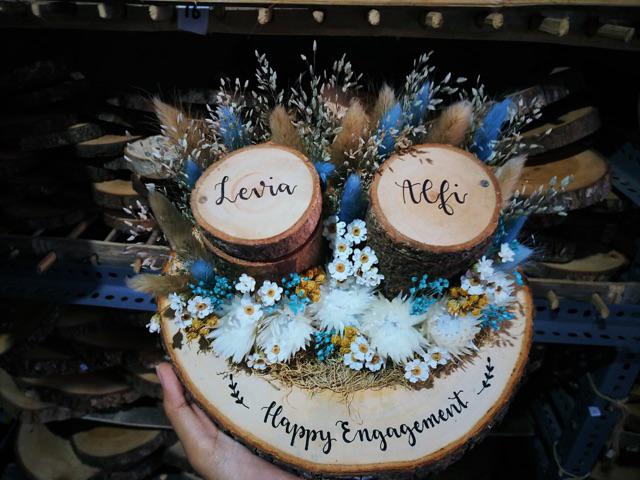 Tempat Perhiasan Mahar Wooden Ringbear Twin Alas Log , Ada 4 Seri Silakan Pilih