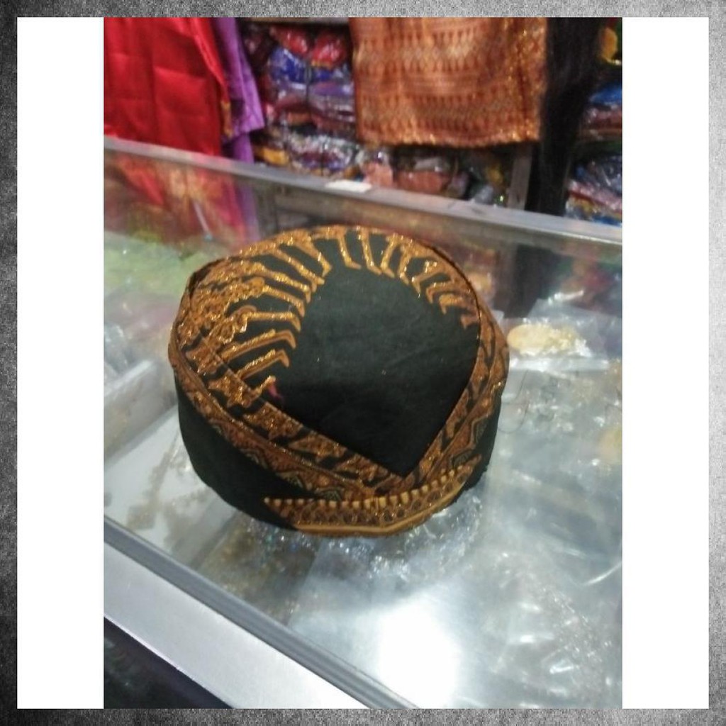 Blangkon Sunda Dewasa