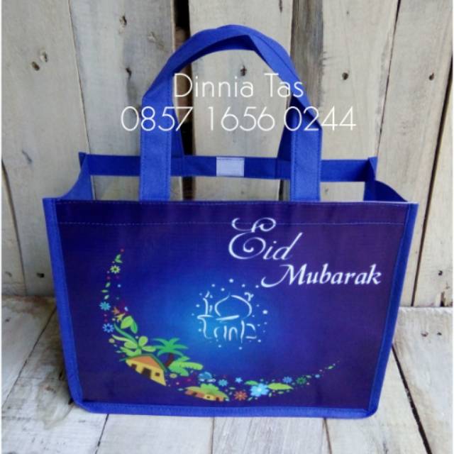 

Tas Idul Fitri Biru