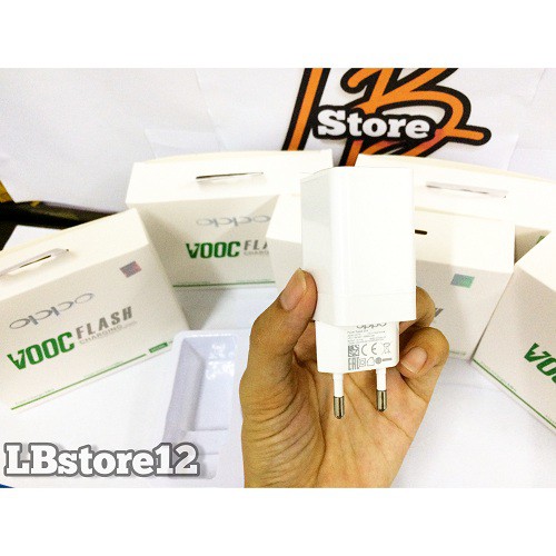 Charger Oppo VOOC 4A Original 100% Pengisian Super Cepat oppo F9 F3plus F1plus.