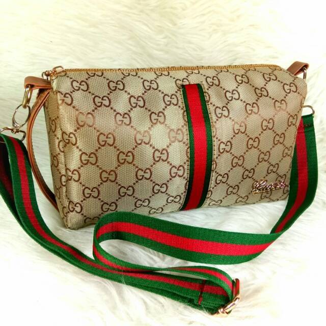 Gucci sling