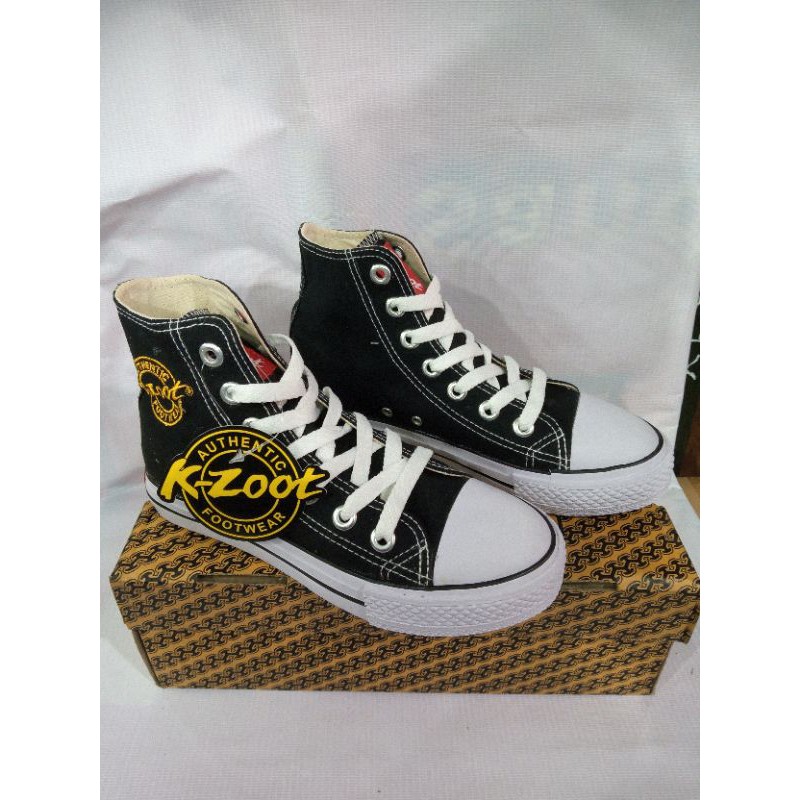 sepatu k-zoot tinggi Rossi hitam/putih 33/43