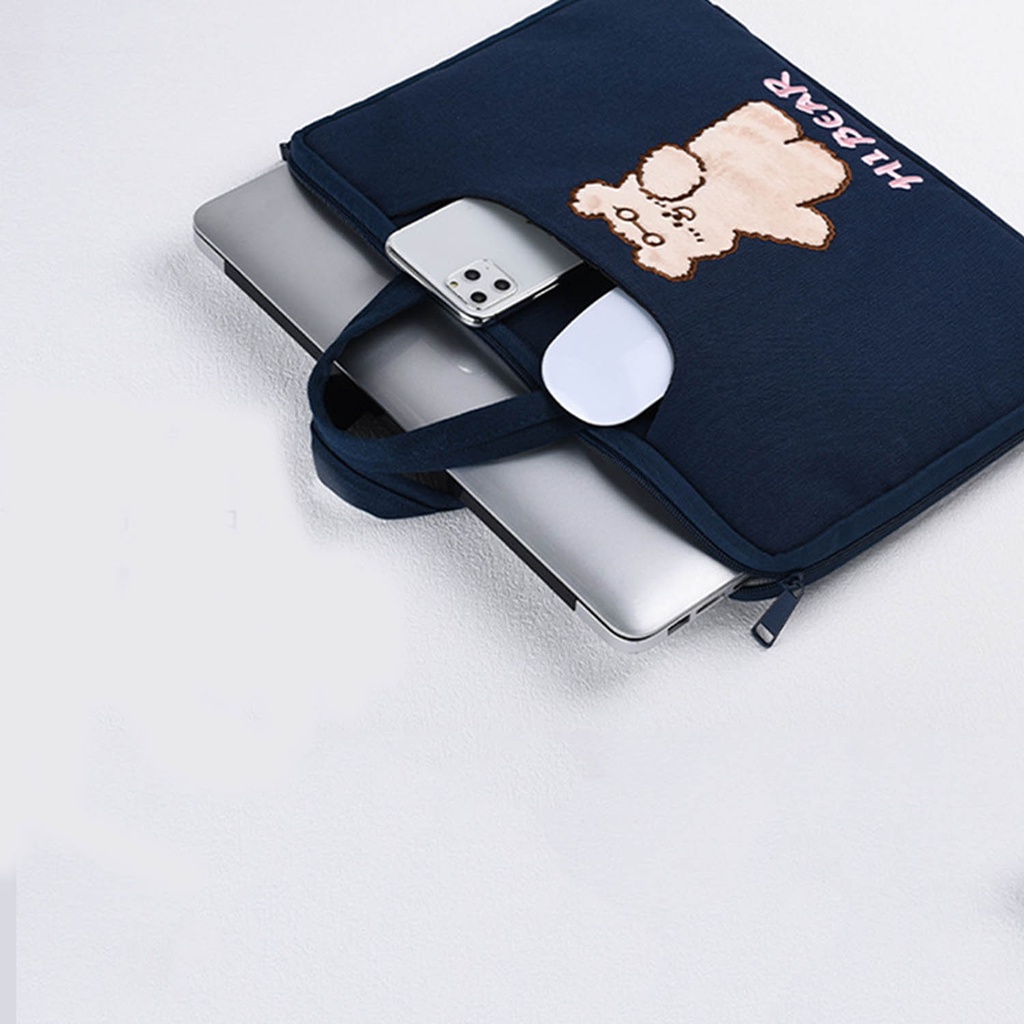 Sleeve Pouch Sarung Tas Jinjing Ipad Tab Tablet Laptop Bag Macbook Air Pro Asus Acer Lenovo HP Huawei Vivobook 11 12 13 14 15 inch Motif Gambar Beruang Bear Warna Biru Navy Blue Lucu Cute Murah Korean Model Tali Banyak Slot Ruang Stationary Lembut