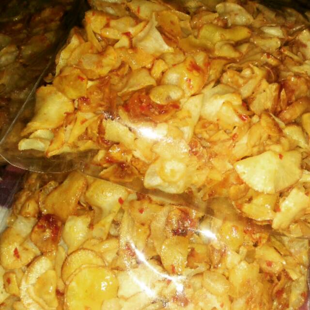 

Keripik singkong Mak Ilut