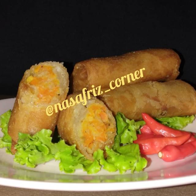 

Lumpia bangkuang ebi