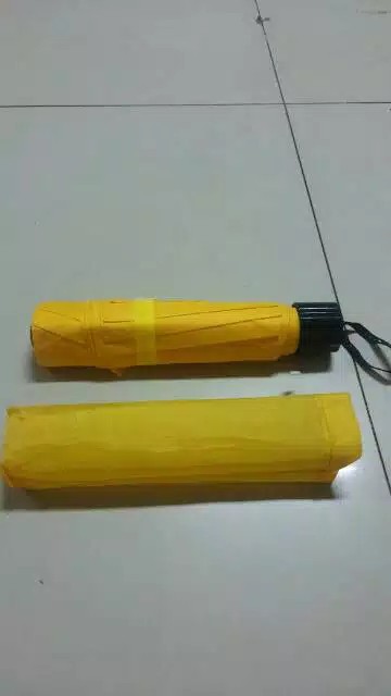 Payung Lipat 3 Warna Kuning Polos