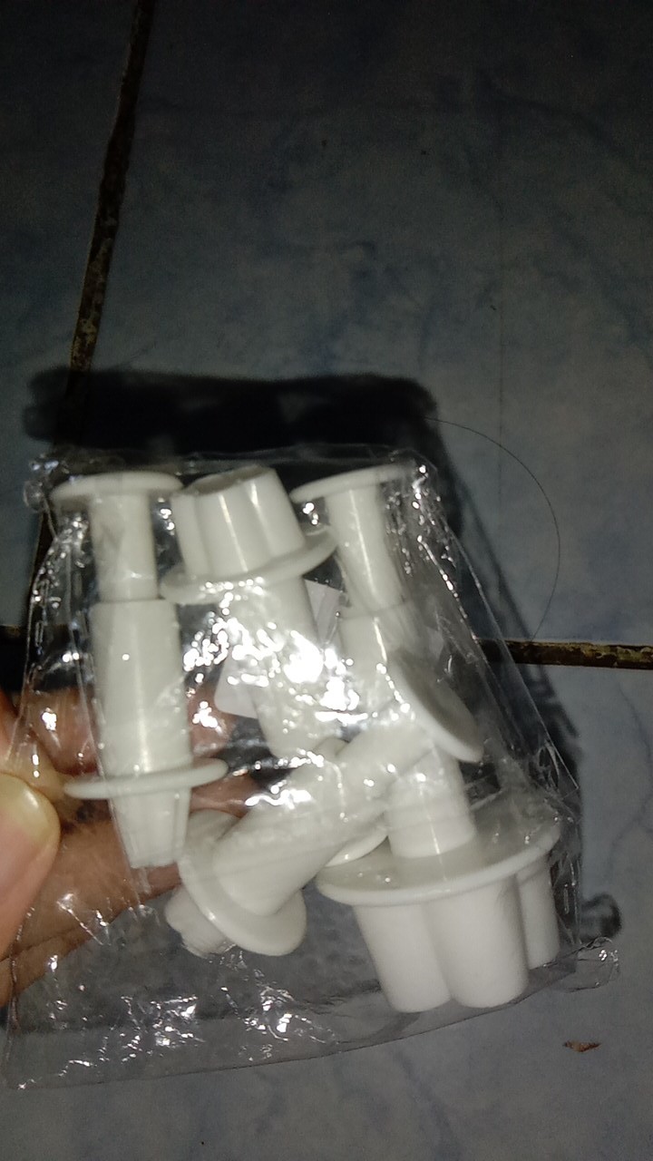 4pcs Cetakan Adonan Kue Fondant Desain Plum Blossom Spring Bahan Plastik