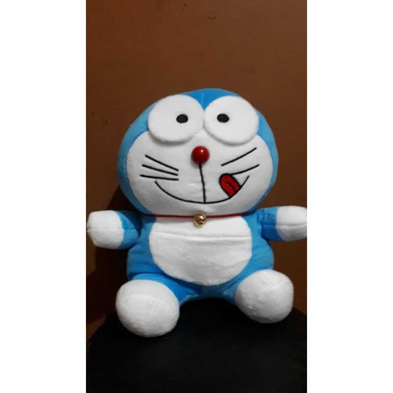 Boneka Doraemon L Polos