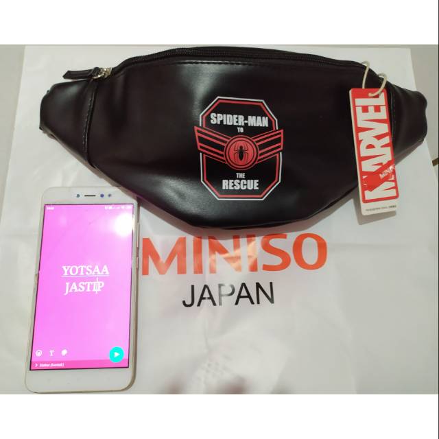Slingbag MINISO Marvel spiderman.