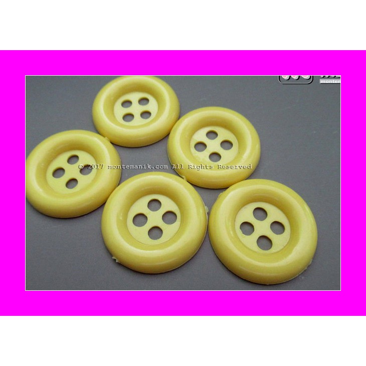 

Kancing Plastik Kuning 2,5 CM (KPK-03) WPC Craft Store