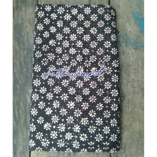 Kain batik truntum sogan
