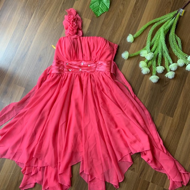 Party dress rose pink