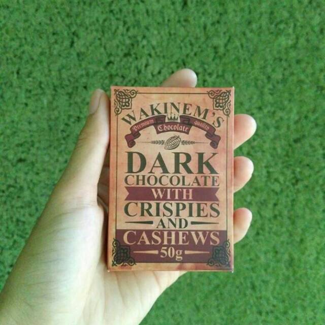 

Wakinem's Premium Chocolate Dark With Crispies and Cashew